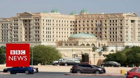 Exclusif BBC. Visite de l’intérieur du Ritz Carlton Riyad où est retenu le prince Al Walid Ben Talal