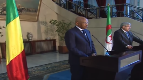 Conférence de presse conjointe entre Ahmed Ouyahia et le premier ministre malien Soumeylou Boubèye Maïga