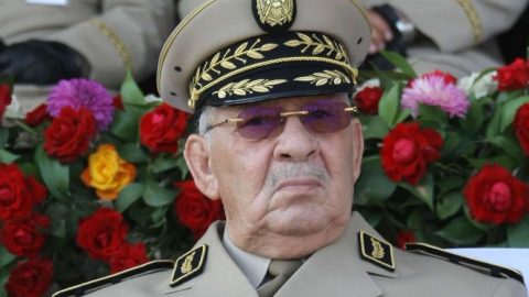 Algérie. Comment le général Ahmed Gaïd Salah a inventé l’armée « popcorn »