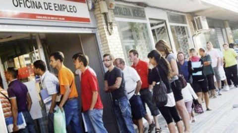 L’Espagne veut se débarrasser des immigrés marocains et paie pour