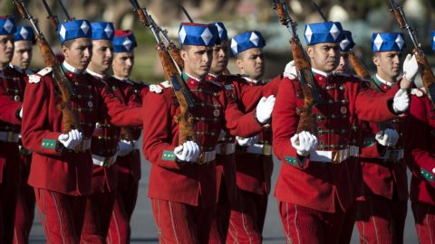 La garde royale touchée par le Covid-19. Le général Mimoun Mansouri, relevé de ses fonctions et remplacé par le général Abdelaziz Chater