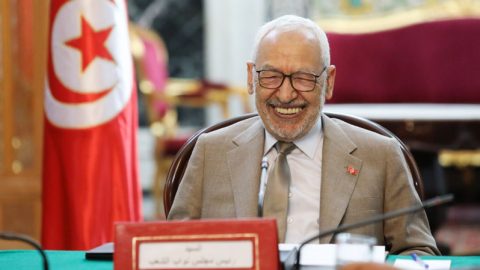 Tunisie : qui peut encore arrêter l’islamiste Rached Ghannouchi ?