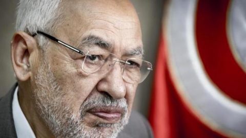 Après le coup de force du président tunisien Kaïs Saïed, le chef du mouvement Ennahda, Rached Ghannouchi, navigue à vue