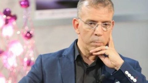 Poursuivi en justice pour avoir insulté les Marocains, Hafid Derradji demande l’aide de l’Algérie