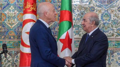 Crise de carburants en Tunisie : le président Kais Saied demande  en urgence l’aide de l’Algérie