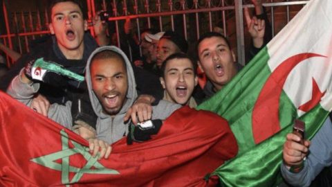 Exclusif. Des supporters algérois favorables au Maroc arrêtés et menacés par la police de Tebboune