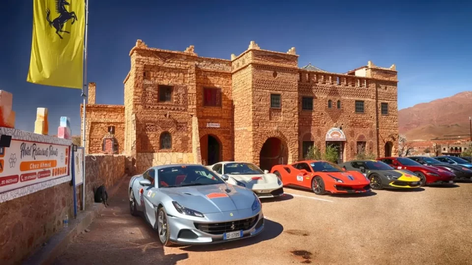 La prestigieuse marque de voiture de luxe italienne Ferrari tombe sous le charme du royaume du Maroc