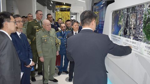 Exclusif. Le général Said Chengriha négocie avec la Chine des systèmes de communication hyper-cryptés pour contrecarrer les technologies israéliennes 