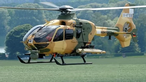 Le bimoteur H135M d’Airbus, nouvel hélicoptère pour la formation des pilotes de l’armée de l’air marocaine