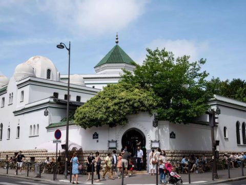 Exclusif. Des collectifs envisagent d’organiser un rassemblement devant la Grande Mosquée de Paris pour protester contre le régime algérien 