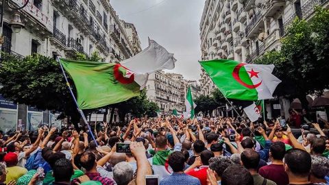 Algérie : le sixième anniversaire du HIRAK sous très haute tension 