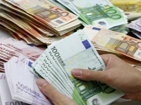 Les résidents marocains en Espagne ont transféré 1,375 milliard d’euros vers le Maroc en 2023